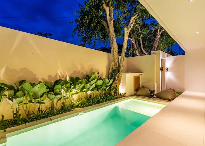 Villa Nina Complex *