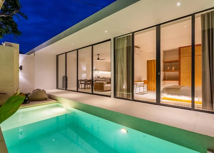Villa Nina Complex *