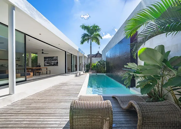 Villa Nina Complex