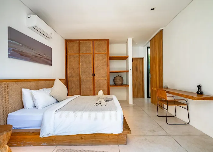 Nina Complex Villa